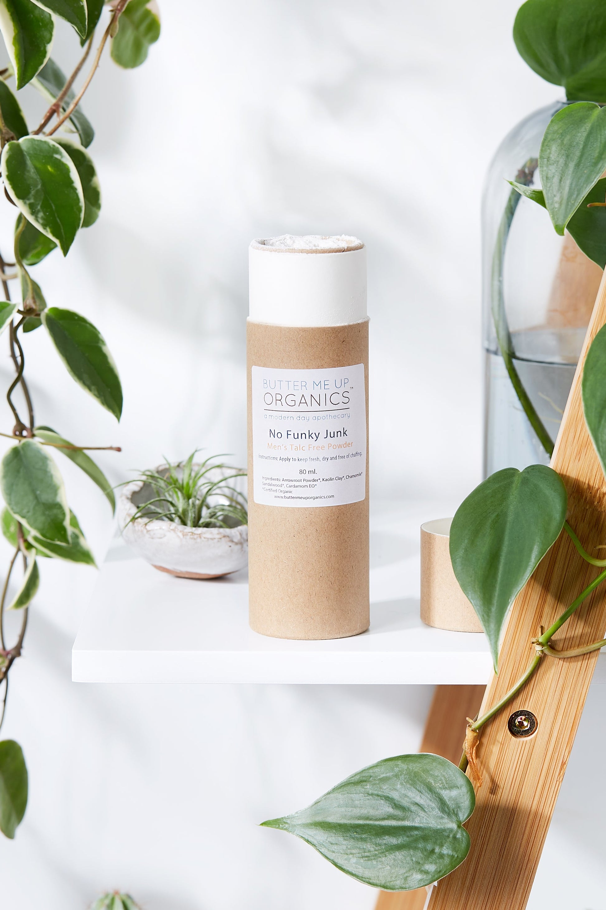 No Funky Junk / Men's Talc Free Powder - Organify Me