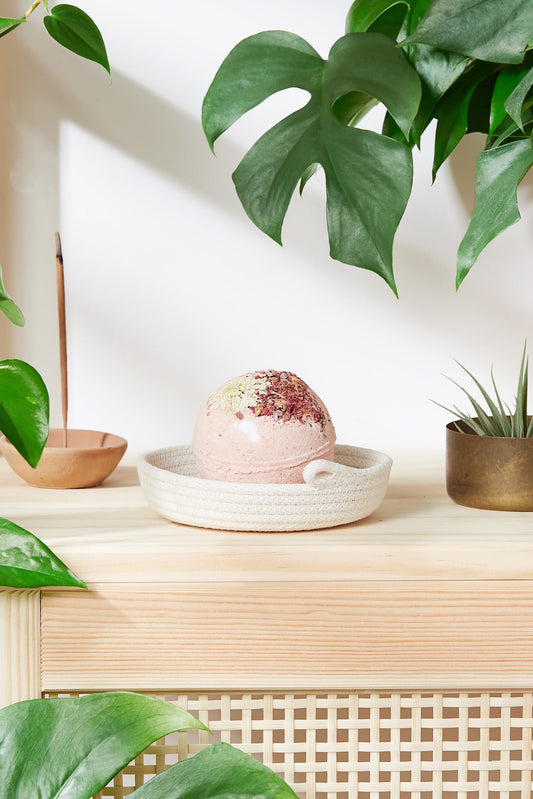Organic Bath Bomb with Crystal Inside / Crystal Bath Bomb / Organic - Organify Me